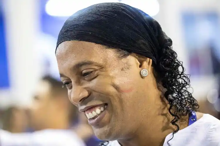 两位经验丰 两位经验丰