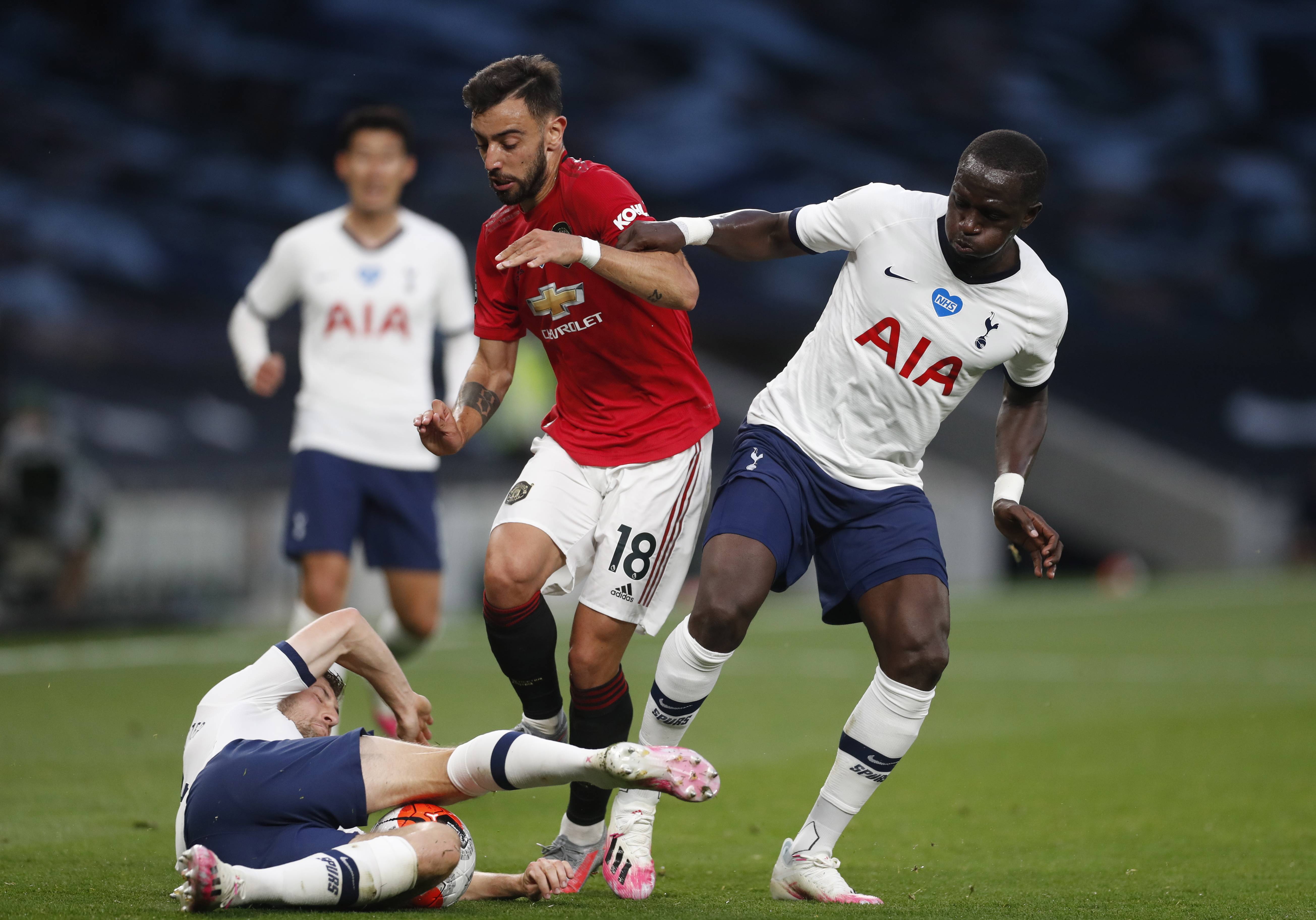 季在狼队中 季在狼队中